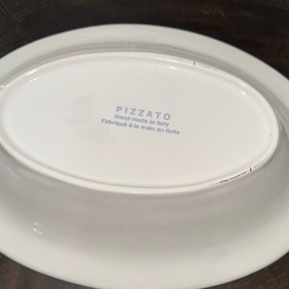 Pizzato handmade in italy White Serveware Set with Gravy Boat and Oval Platter - Picture 7 of 8